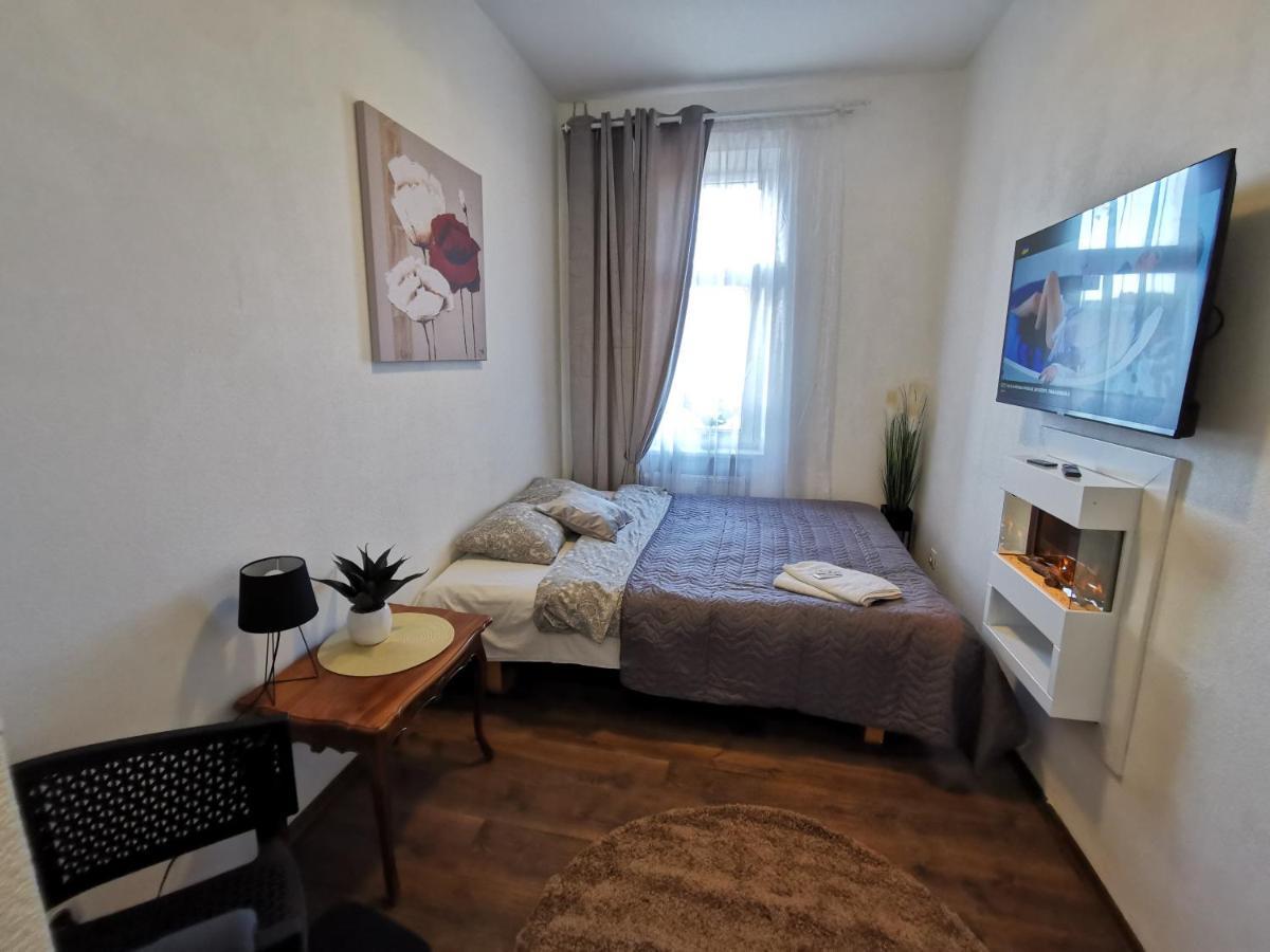 Small Studio Apartment Клайпеда Экстерьер фото